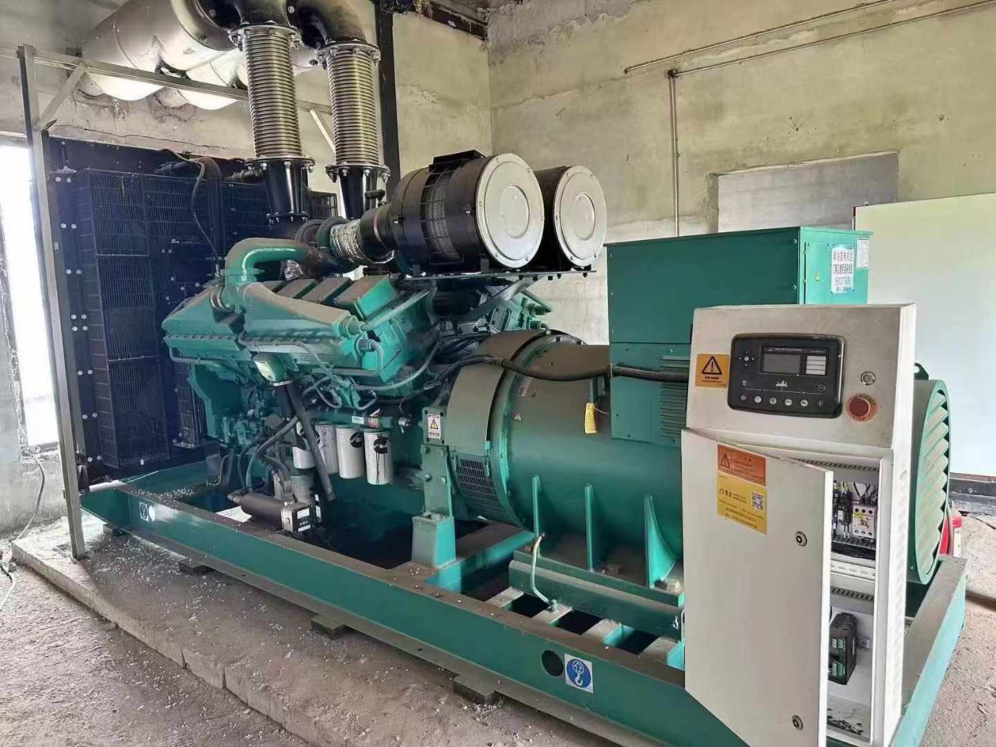 闻喜无功补偿装置的性能评估需要考虑哪些因素？