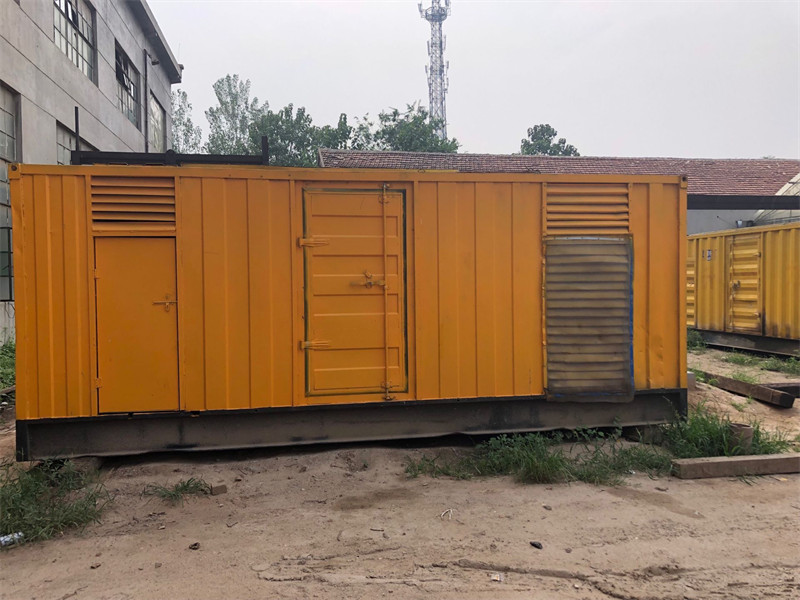 闻喜发电机出租进行负载测试时，电瓶电量不足的具体判断标准是什么？